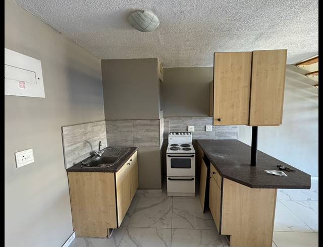 1 BEDROOM APARTMENT FOR SALE IN ARCADIA